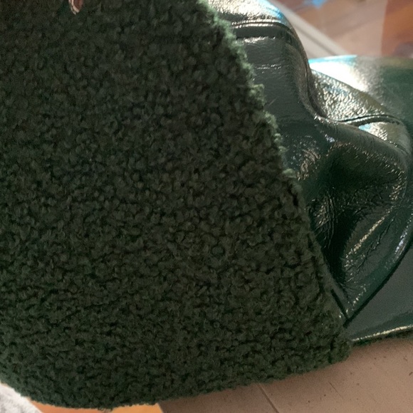 David Catalan shiny flap hat green new without tags one size - Picture 6 of 6